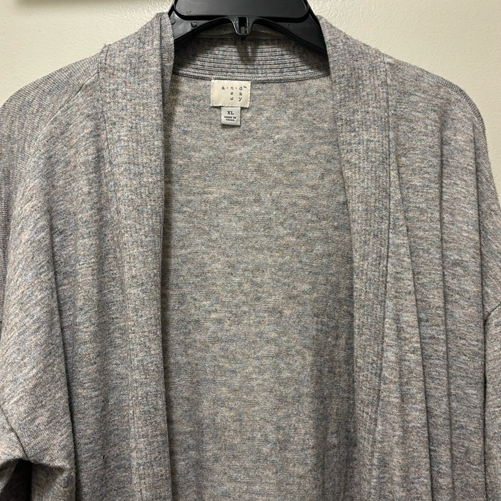 A New Day xl cardigan